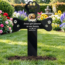 Load image into Gallery viewer, Personalized Metal Garden Stake Custom Dog Memorial Gift for Pet Owners