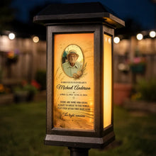 Load image into Gallery viewer, Personalized Solar Garden Stake Light Customized Remembrance Gift Family