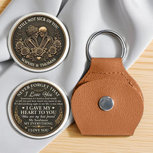 Load image into Gallery viewer, Personalized Pocket Hug Keychain for Couples with Roses Gift