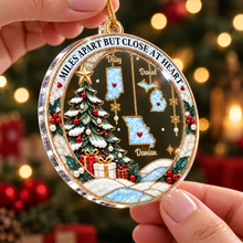Load image into Gallery viewer, Personalized Acrylic Christmas Ornament Family Gift Idea