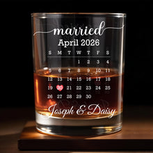 Load image into Gallery viewer, Personalized Whiskey Glass Calendar Gift for Couple Anniversary