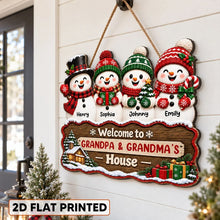 Load image into Gallery viewer, Personalized Snowman Family Wooden Sign Gift for Grandparents Christmas Decor