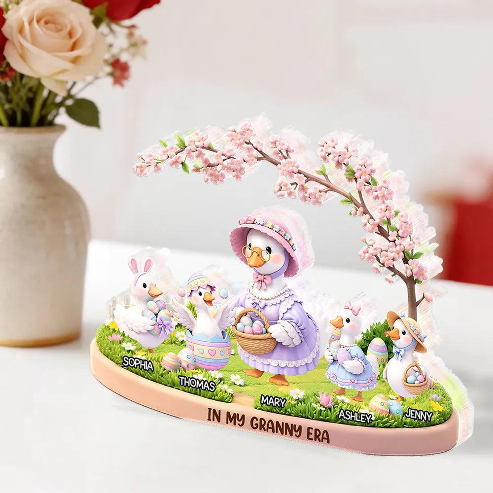 Personalized Family Goose Figurine for Easter Decor - Custom Names Plaque MagicInPrints