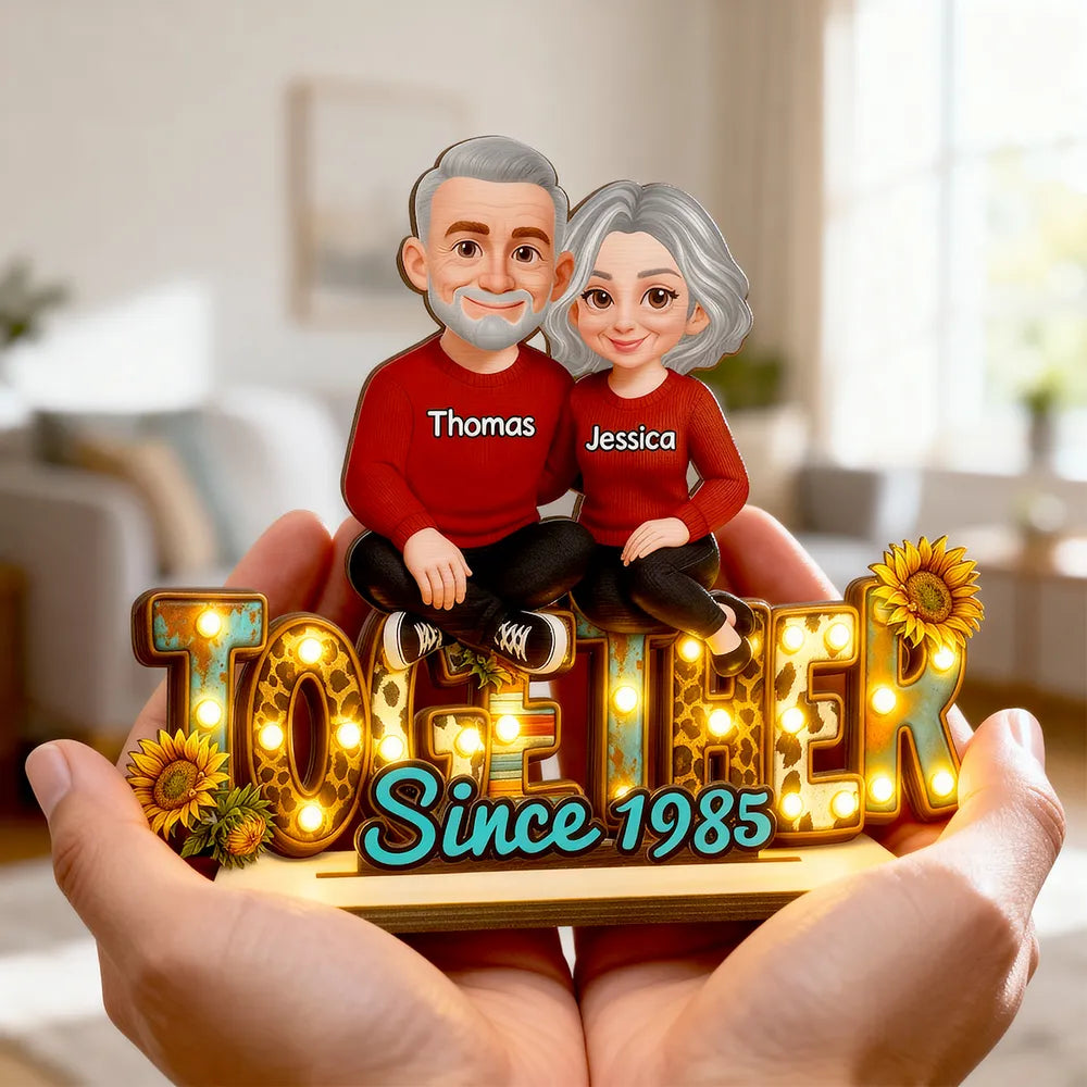 Personalized Couple Figurine with Names - Romantic Anniversary Gift Plaque MagicInPrints