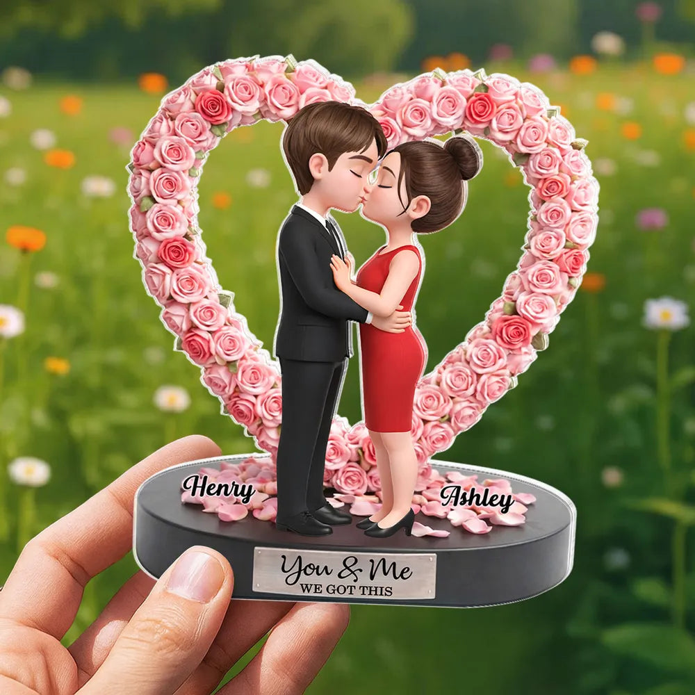 Personalized Couple Figurine Romantic Gift Heart-Shaped Base - Anniversary Present Plaque MagicInPrints