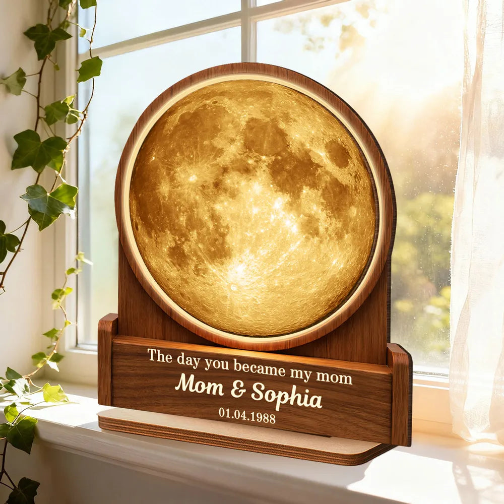 Personalized Moon Lamp for Mom - Custom Date & Names - Sentimental Gift Plaque MagicInPrints