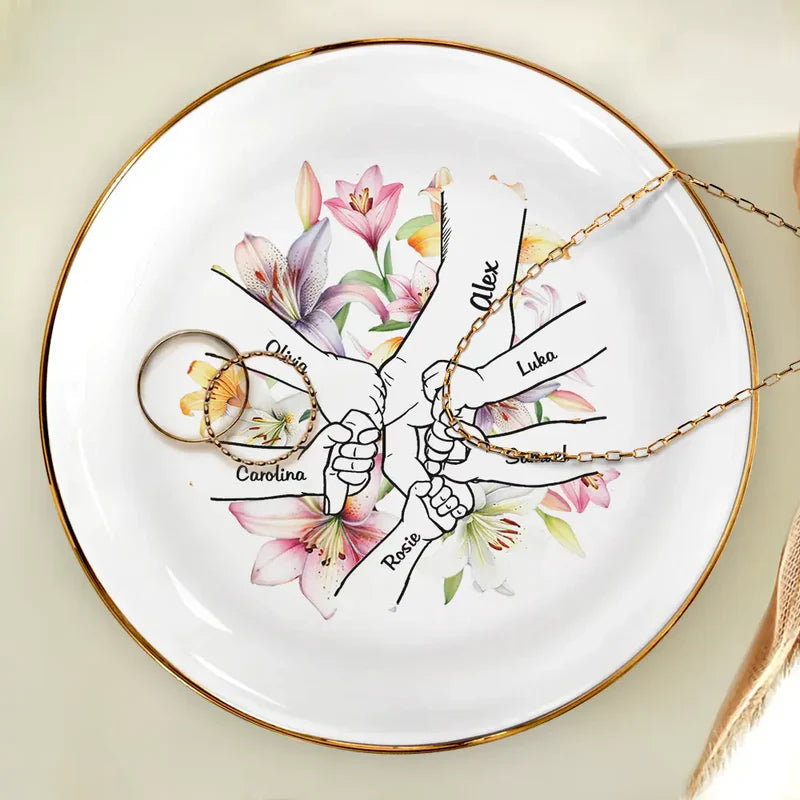 Personalized Ceramic Jewelry Dish for Mothers with Floral Design - Mother's Day Gift Jewelry MagicInPrints