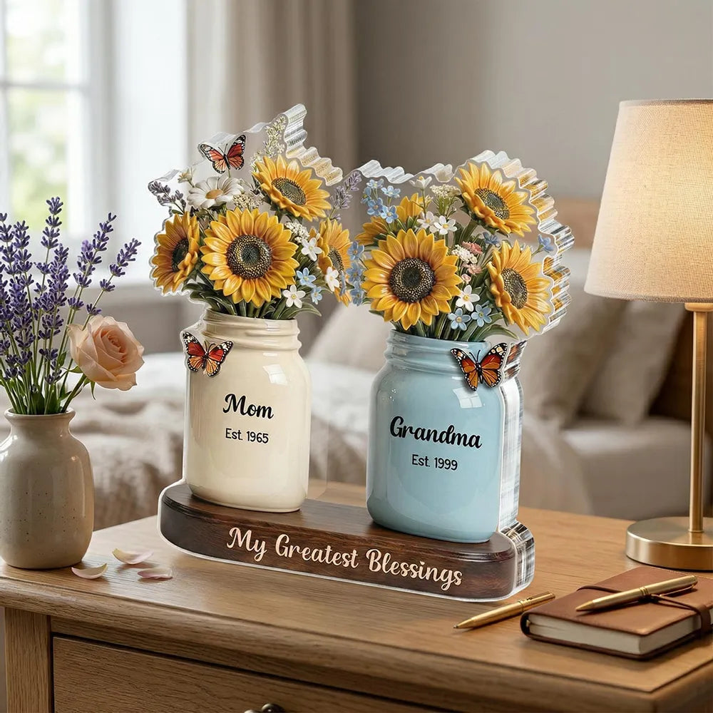 Personalized Sunflower Vase for Mom and Grandma - Heartfelt Gift for Mother's Day Plaque MagicInPrints