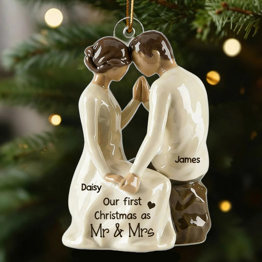 Personalized Couple Christmas Ornament for Newlyweds - First Christmas as Mr & Mrs Ornament MagicInPrints
