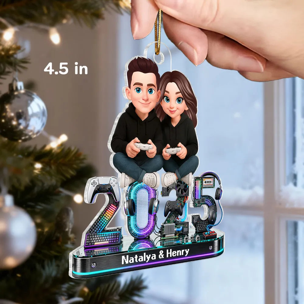 Personalized Gamer Couple Ornament 2023 for Gamers - Christmas Decoration Ornament MagicInPrints