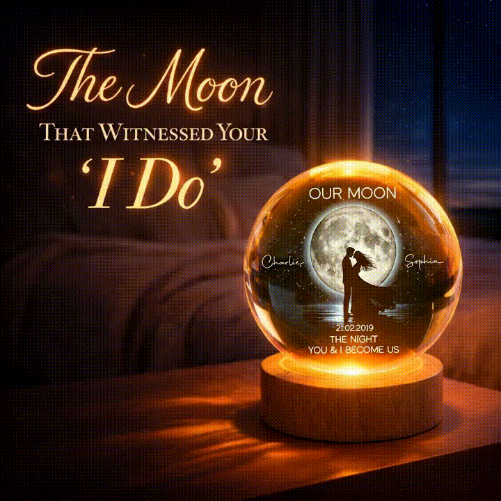 Personalized LED Moon Lamp for Couples with Custom Names - Romantic Gift Lamp MagicInPrints