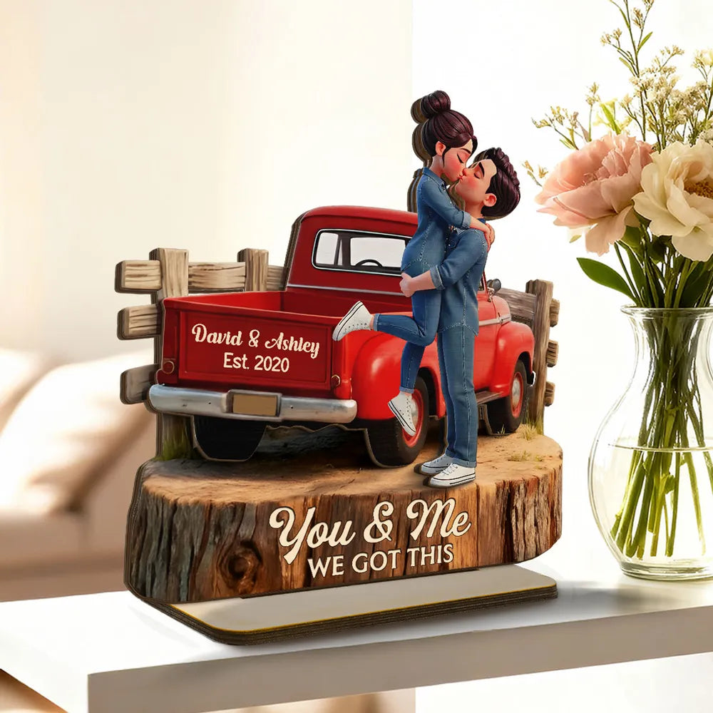 Personalized Couple Figurine Romantic Gift for Anniversary - Custom Names & Date Plaque MagicInPrints
