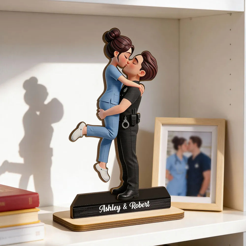 Custom Couple Figurine Personalized Romantic Gift - Anniversary or Wedding Plaque MagicInPrints