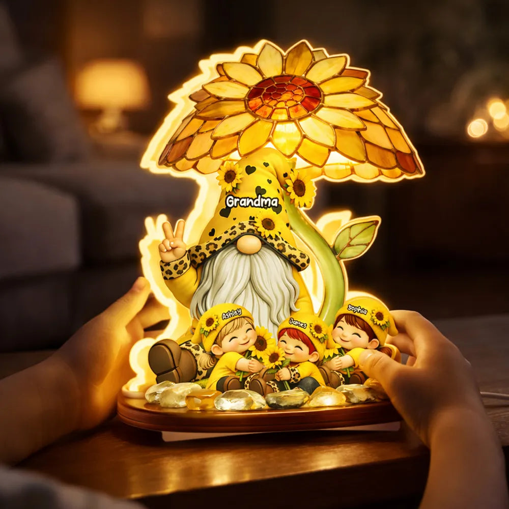 Personalized Grandma Gnome Lamp for Family - Cozy Home Decor Gift Plaque MagicInPrints