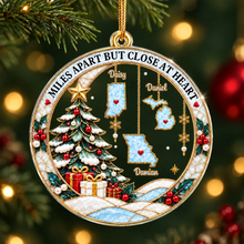 Load image into Gallery viewer, Personalized Acrylic Christmas Ornament Family Gift Idea
