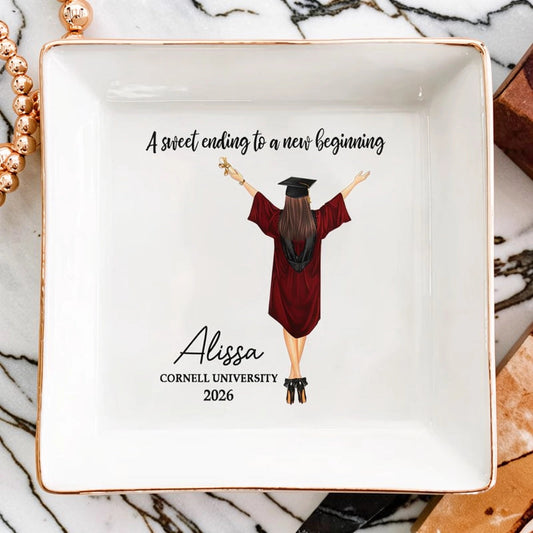 Personalized Graduation Jewelry Dish for Her - Class of 2026 Keepsake Jewelry MagicInPrints