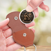 Load image into Gallery viewer, Personalized Pocket Hug Keychain Vintage Mother-Daughter Gift
