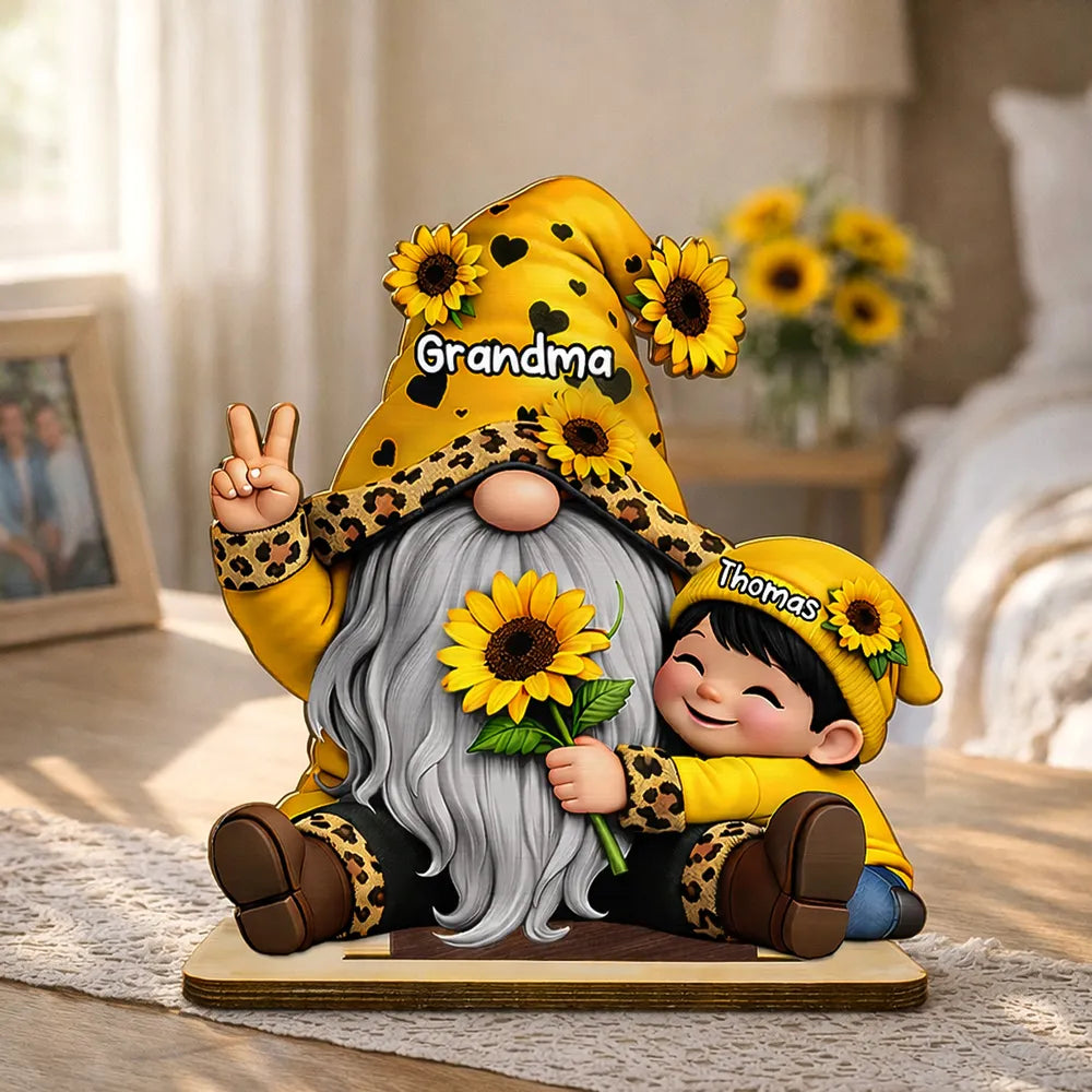Personalized Grandma Gnome Figurine with Sunflowers for Family Decor - Gift for Grandparents Plaque MagicInPrints