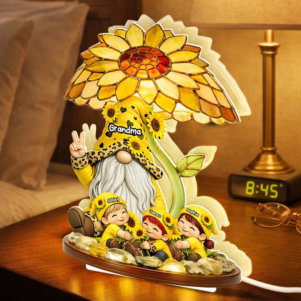 Personalized Grandma Gnome Lamp for Family - Cozy Home Decor Gift Plaque MagicInPrints
