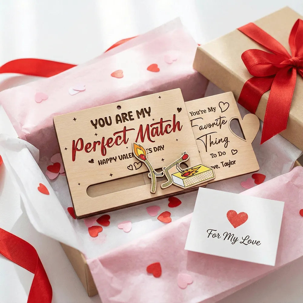 Personalized Wooden Valentine Card for Couples - Romantic Gift Ornament MagicInPrints