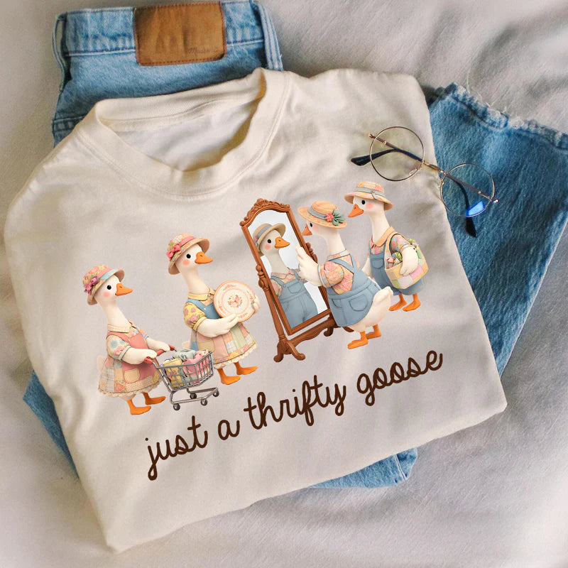 Funny Goose Sweatshirt for Women - Vintage Thrifty Style Cloth MagicInPrints