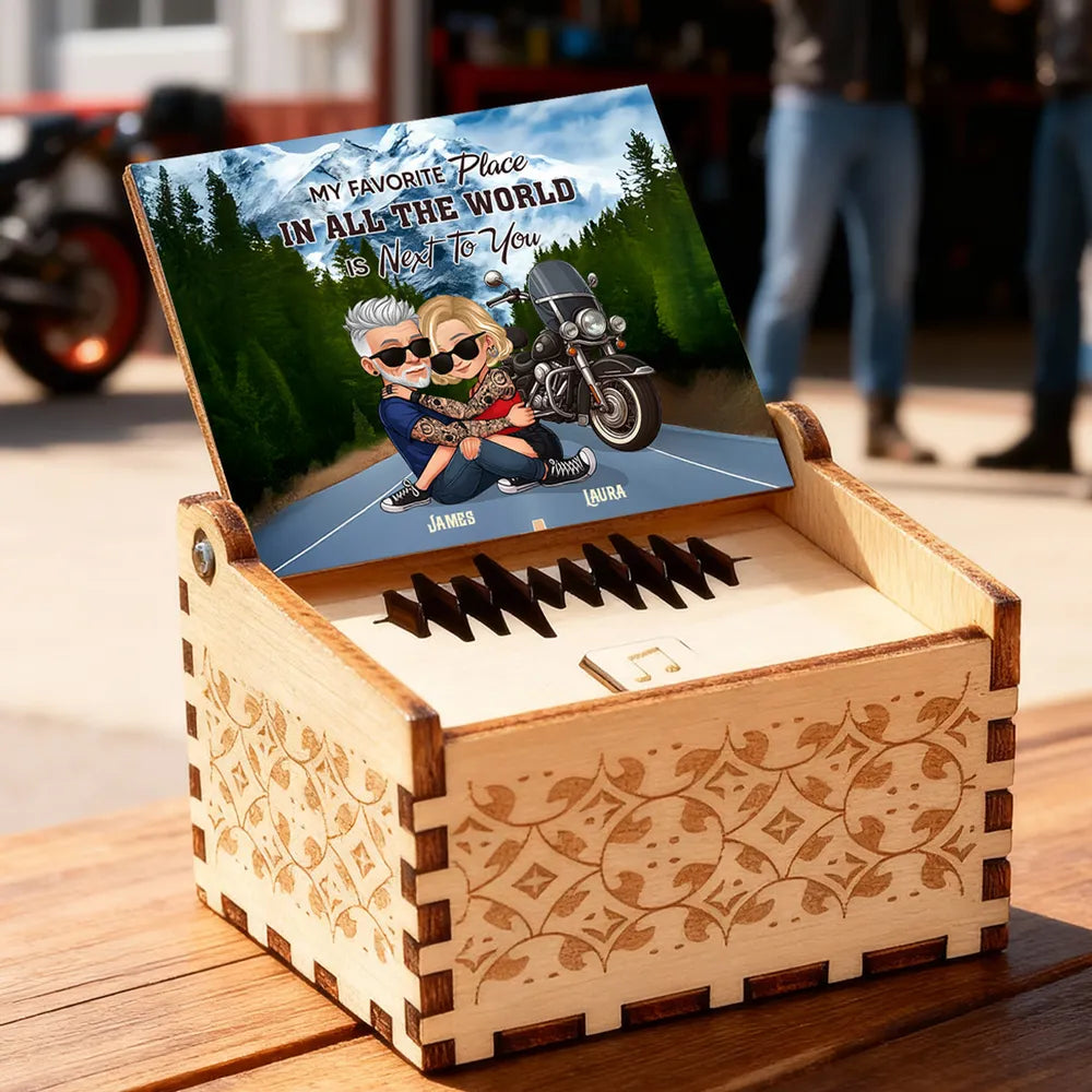 Personalized Music Box for Couples with Custom Cartoon - Anniversary Gift Plaque MagicInPrints