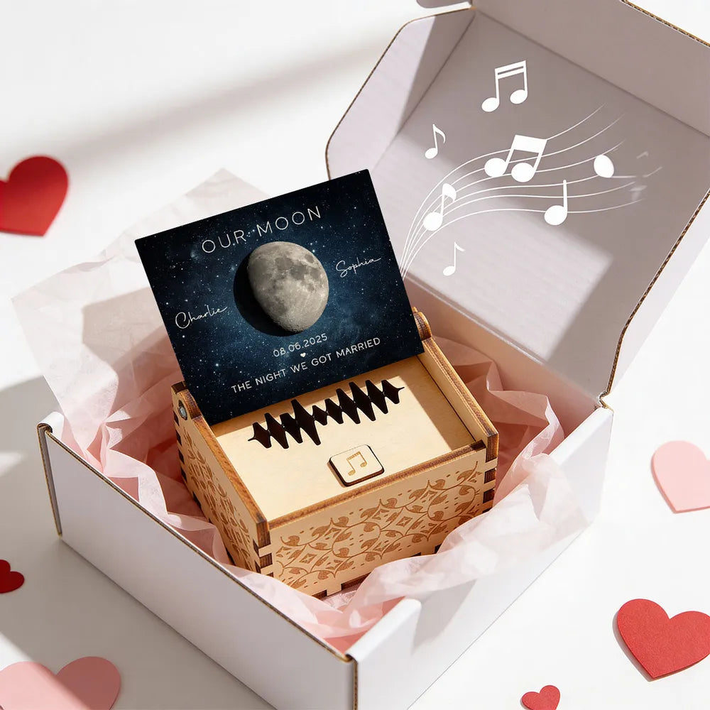 Personalized Moon Phase Music Box for Couples - Anniversary Gift Plaque MagicInPrints