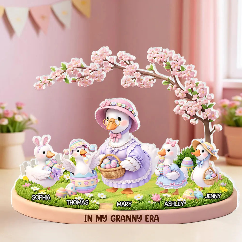 Personalized Family Goose Figurine for Easter Decor - Custom Names Plaque MagicInPrints