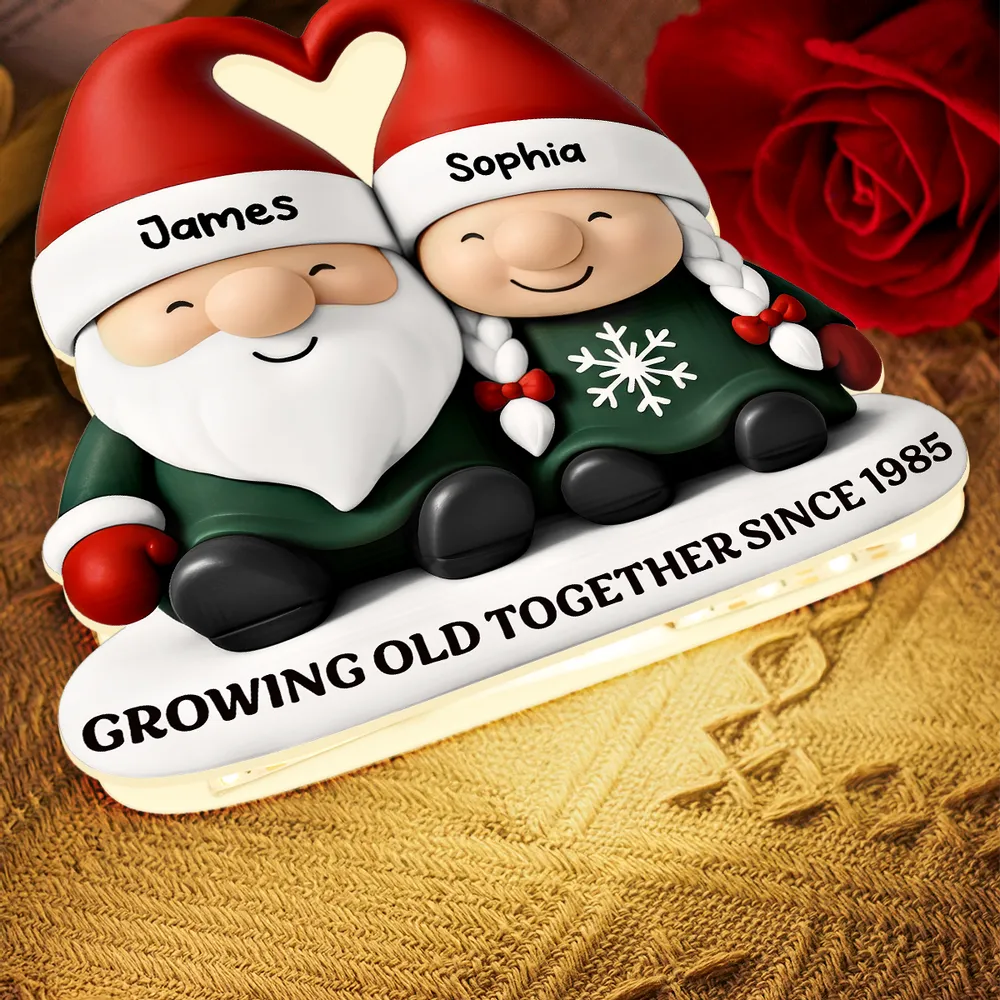Personalized Couple Gnome Figurine for Christmas - Sentimental Gift Plaque MagicInPrints