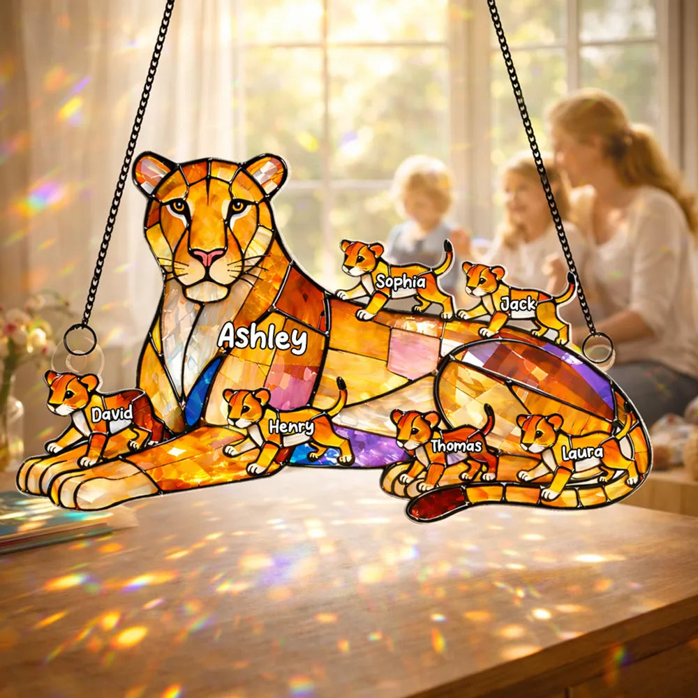 Custom Family Lion Suncatcher for Parents - Personalized Home Decor Ornament MagicInPrints
