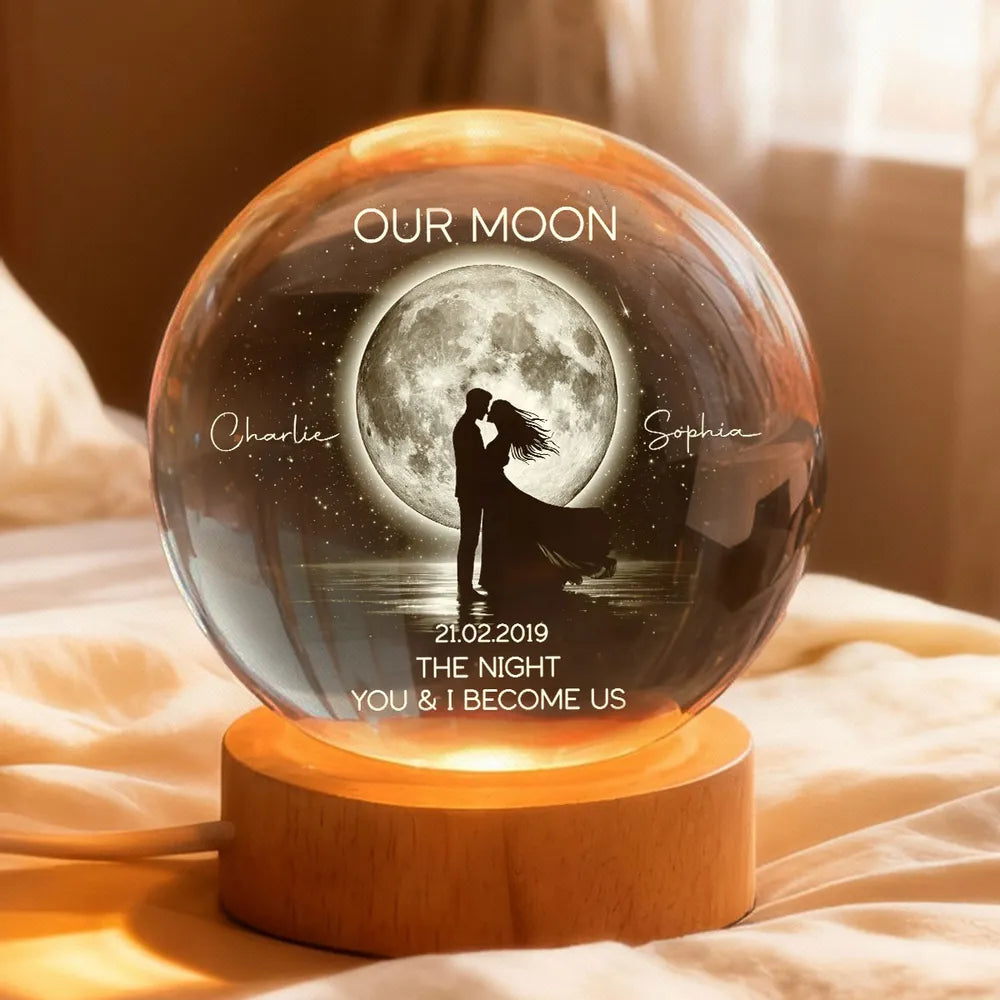 Personalized LED Moon Lamp for Couples with Custom Names - Romantic Gift Lamp MagicInPrints