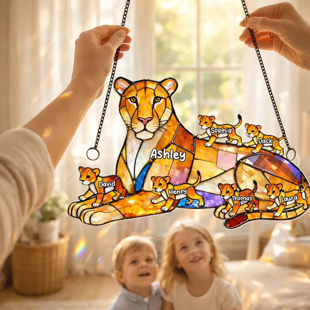 Custom Family Lion Suncatcher for Parents - Personalized Home Decor Ornament MagicInPrints