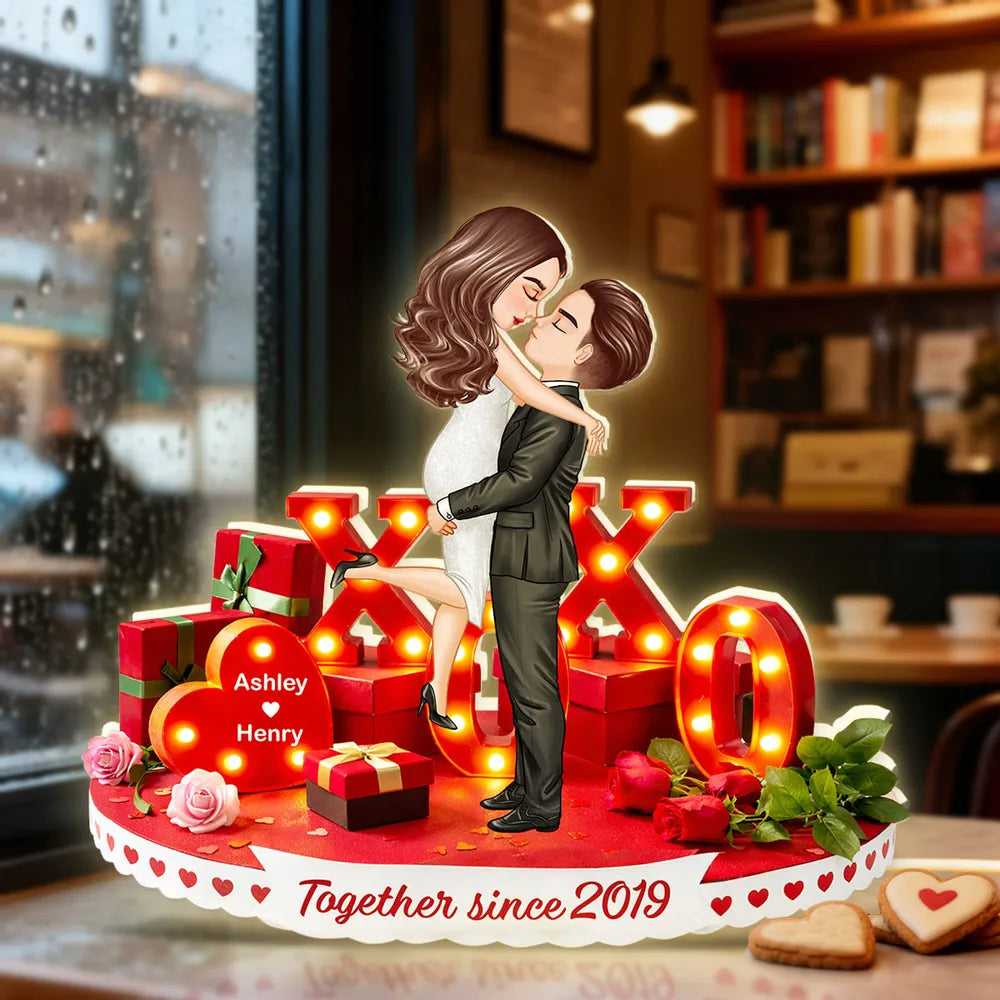 Personalized Romantic Couple Figurine for Anniversaries - Custom Names and Dates Plaque MagicInPrints