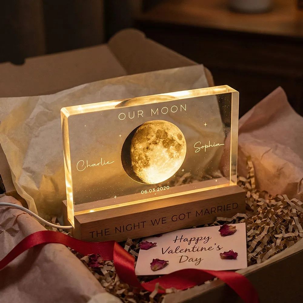 Personalized Moon Lamp for Couples with Custom Date and Names - Wedding or Anniversary Gift Plaque MagicInPrints
