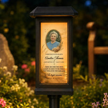 Load image into Gallery viewer, Personalized Solar Garden Stake Light Customized Remembrance Gift Family
