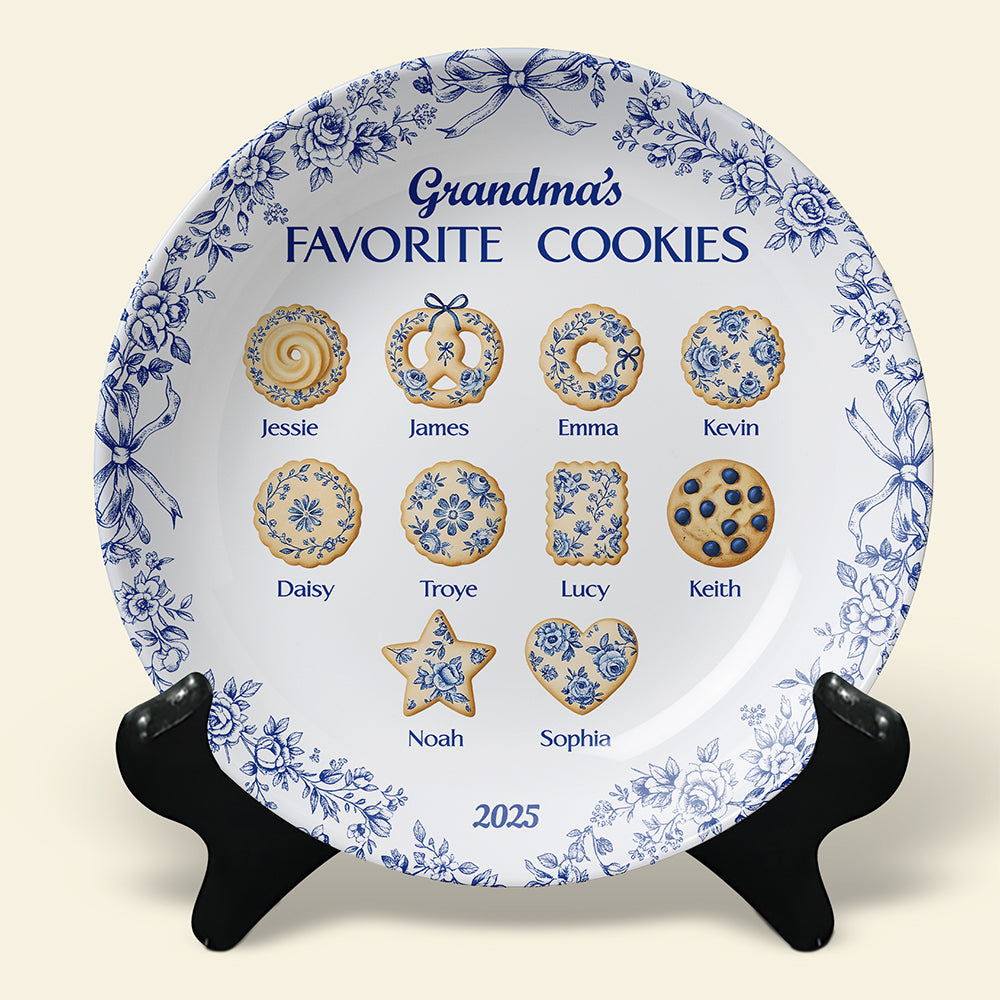 Grandma's Favorite Cookies - A Personalized Gift for Grandma - Toile de Jouy Ceramic Round Plate Ceramic Round Plate MagicInPrints