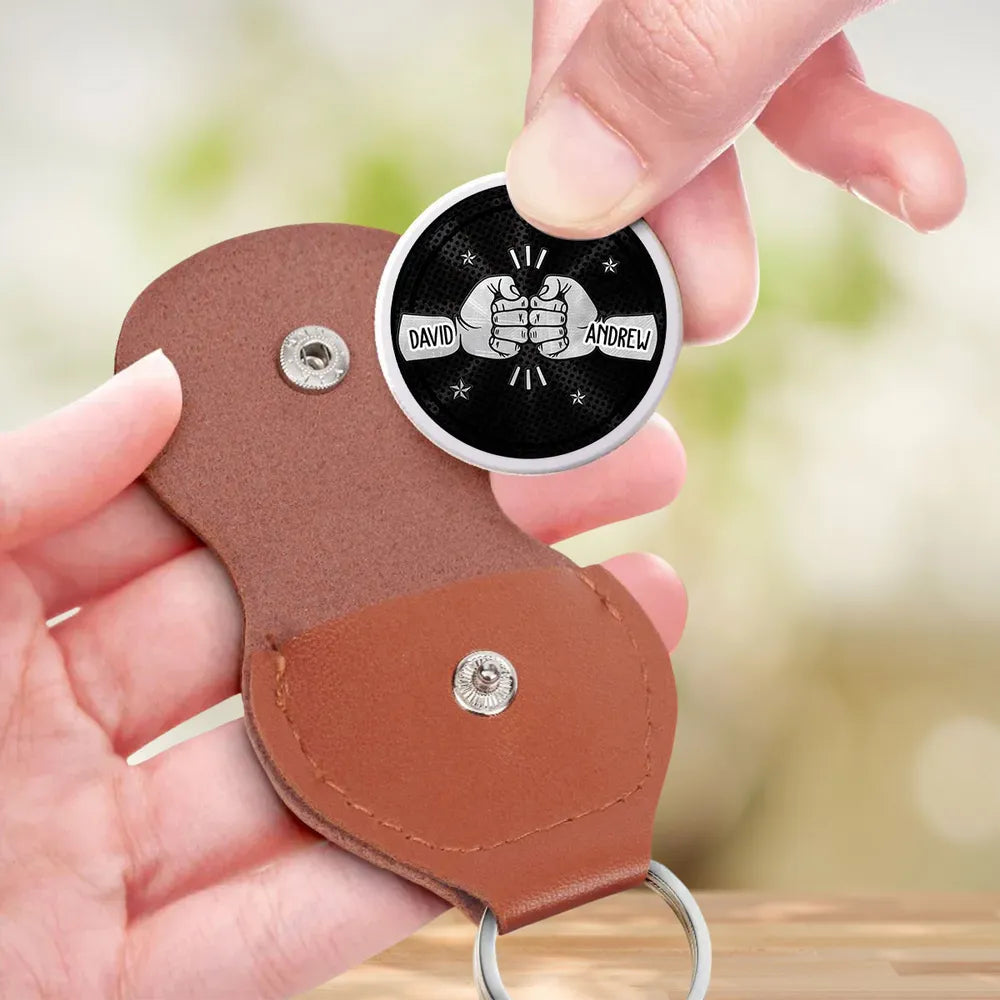 Personalized Brother Keychain for Men - Sentimental Gift for Siblings Keychain MagicInPrints