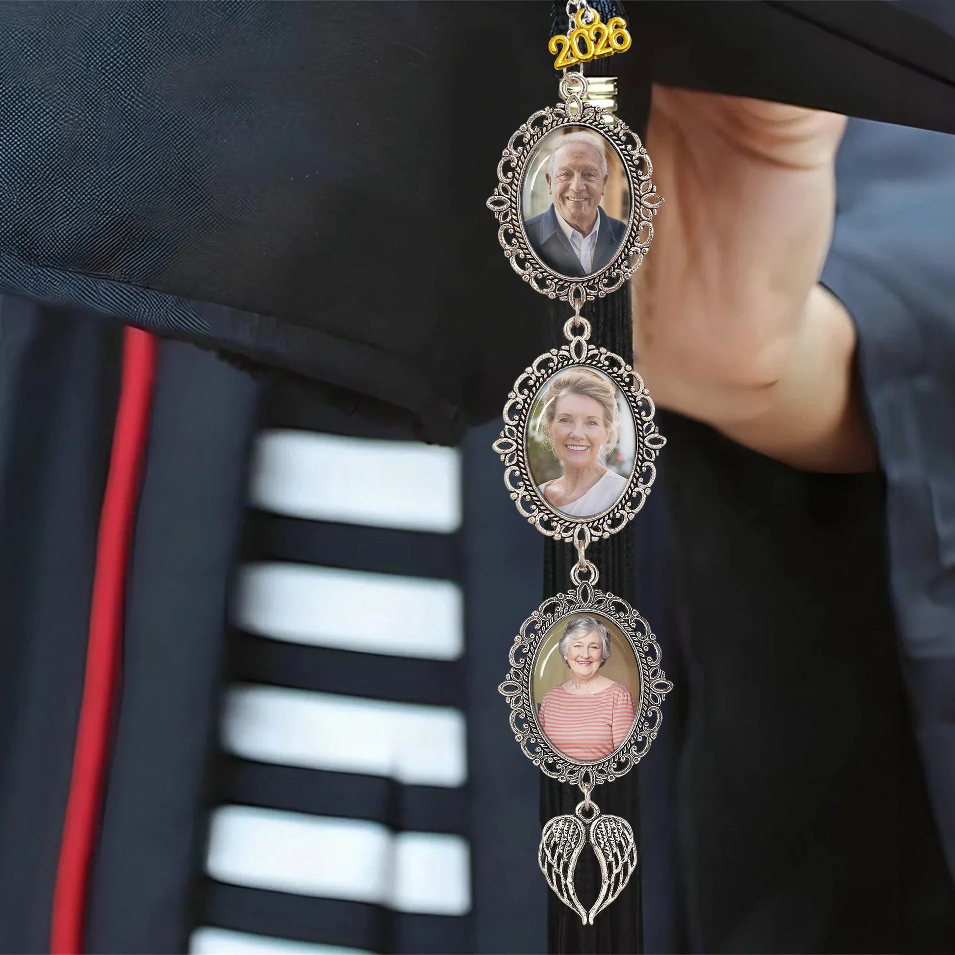 Personalized Graduation Cap Photo Tassel for Graduates - Custom Keepsake Jewelry MagicInPrints