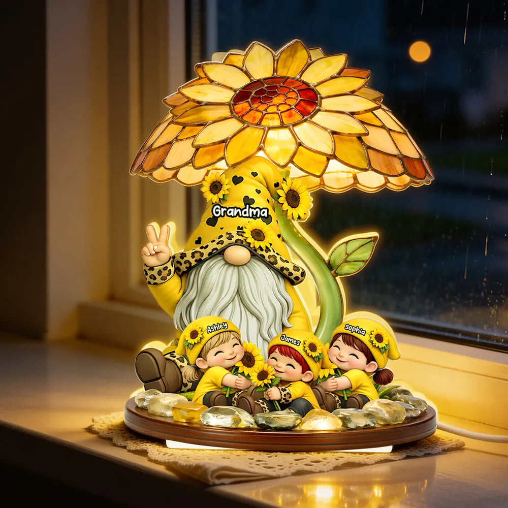 Personalized Grandma Gnome Lamp for Family - Cozy Home Decor Gift Plaque MagicInPrints