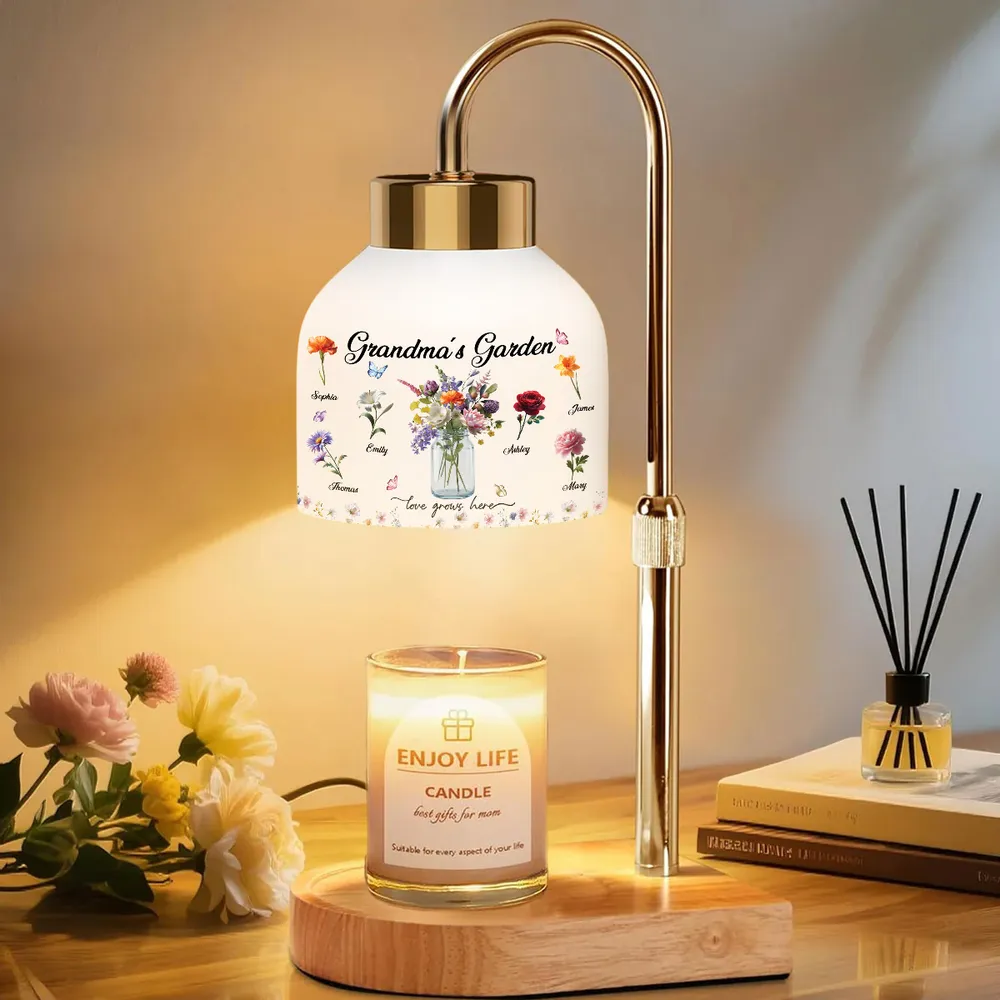 Personalized Floral Lamp for Grandma - Custom Names and Garden Design Lamp MagicInPrints