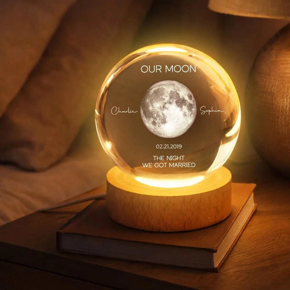 Personalized Moon Lamp for Couples with Names and Date - Romantic Anniversary Gift Lamp MagicInPrints