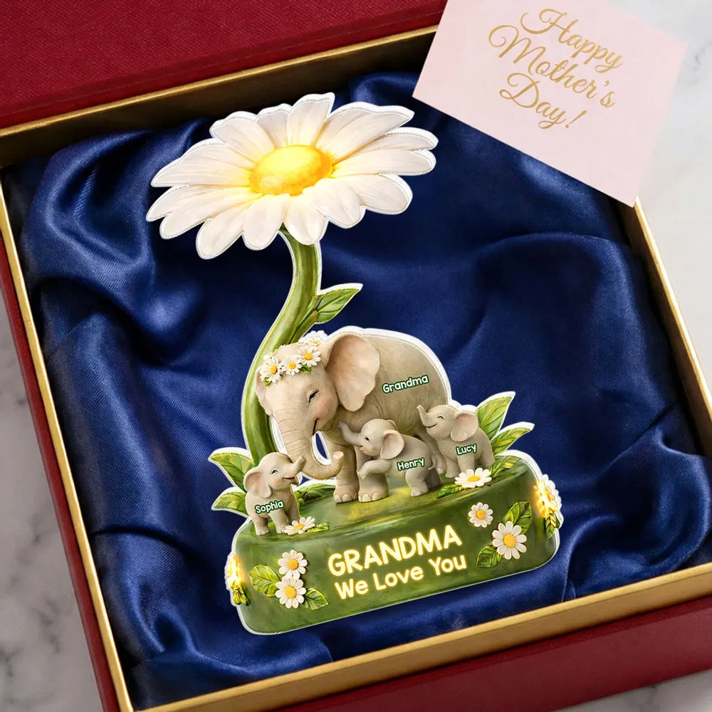 Personalized Elephant Family Figurine for Grandma - Sentimental Gift for Mother's Day Plaque MagicInPrints