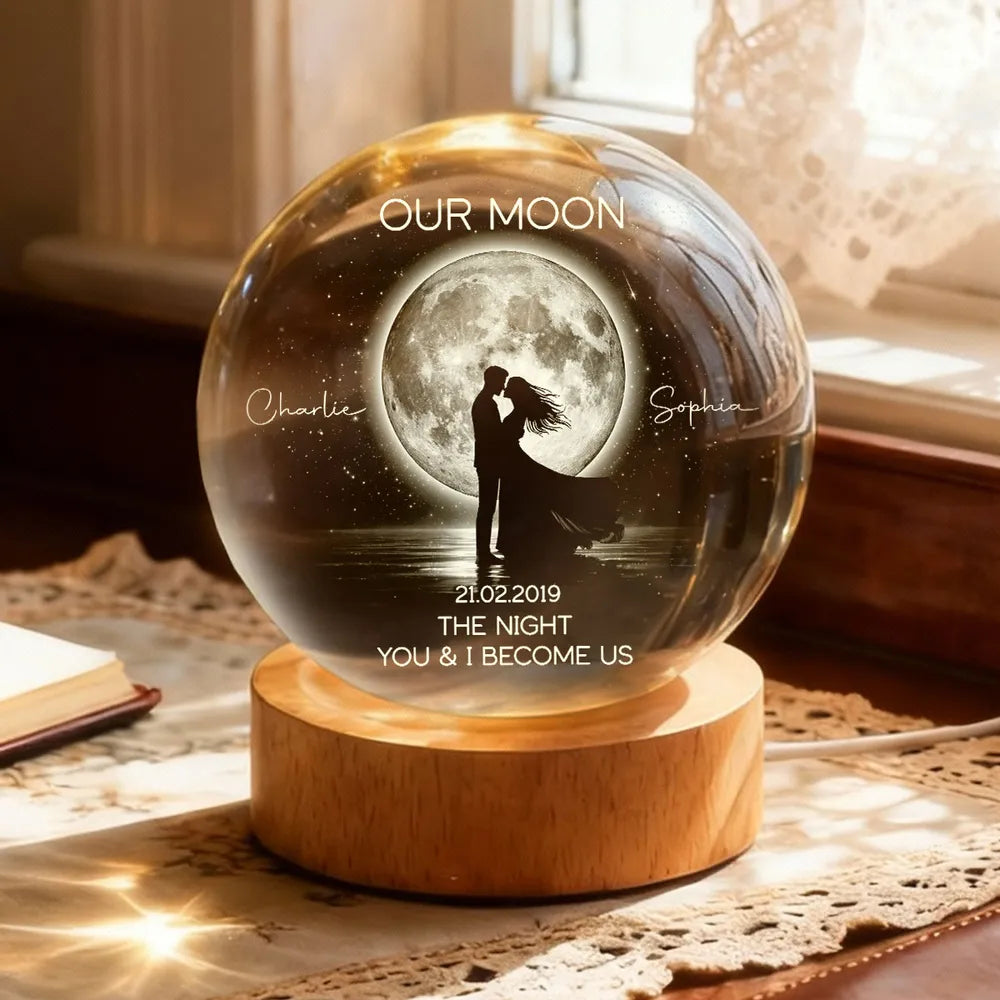 Personalized LED Moon Lamp for Couples with Custom Names - Romantic Gift Lamp MagicInPrints