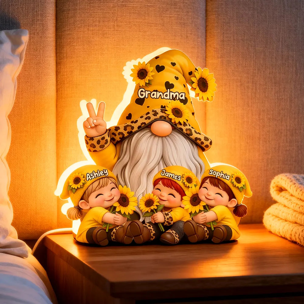 Personalized Gnome Family Figurine for Grandma with Sunflowers - Gift for Grandparents Plaque MagicInPrints