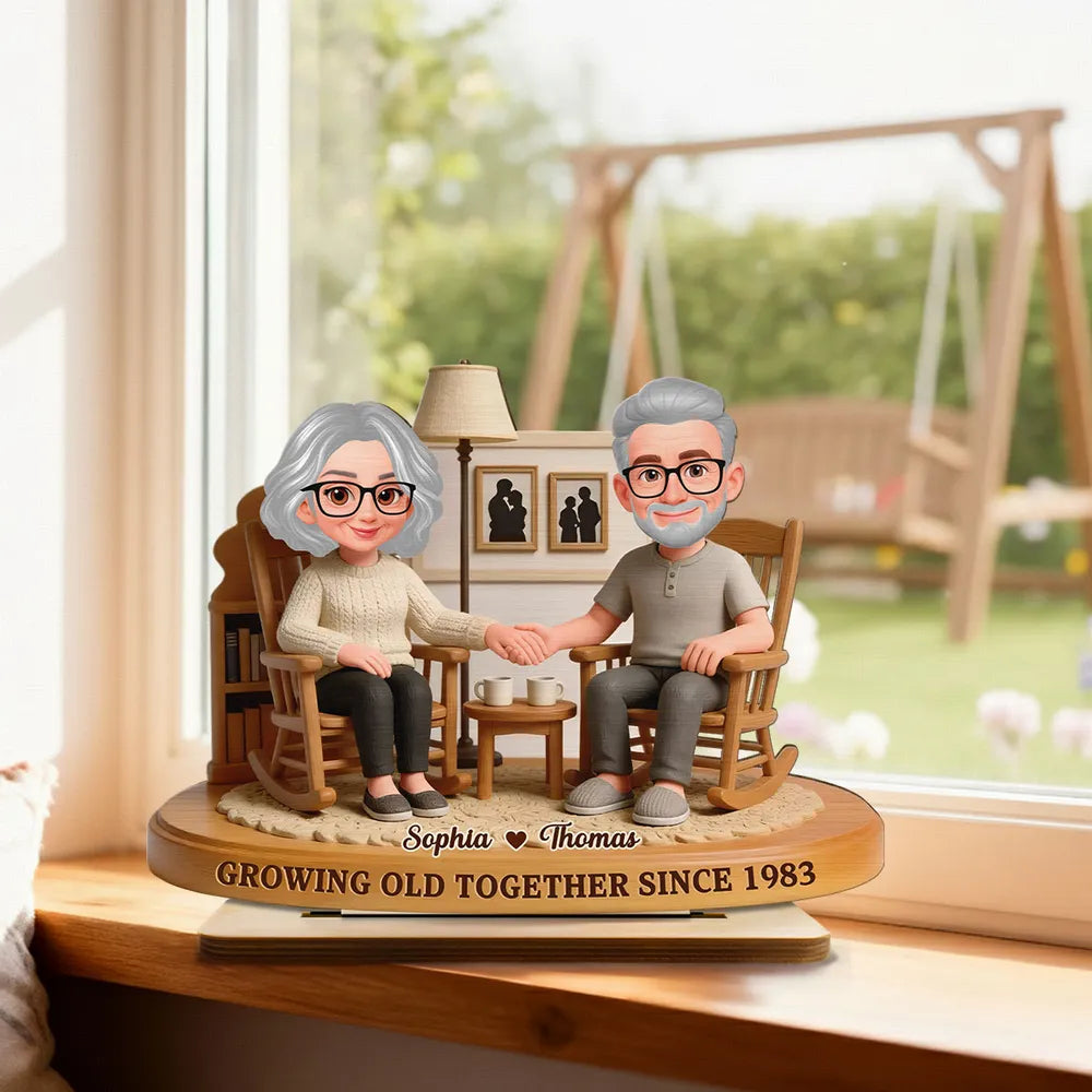 Personalized Elderly Couple Figurine for Anniversary - Sentimental Keepsake Plaque MagicInPrints