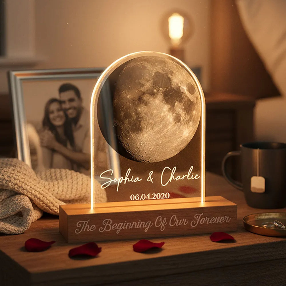 Personalized Moon Lamp for Couples - Romantic Anniversary Gift Plaque MagicInPrints