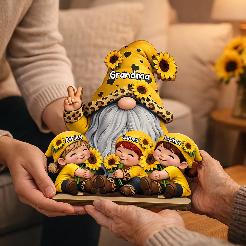 Personalized Grandma Gnome Figurine with Sunflowers for Family Decor - Gift for Grandparents Plaque MagicInPrints