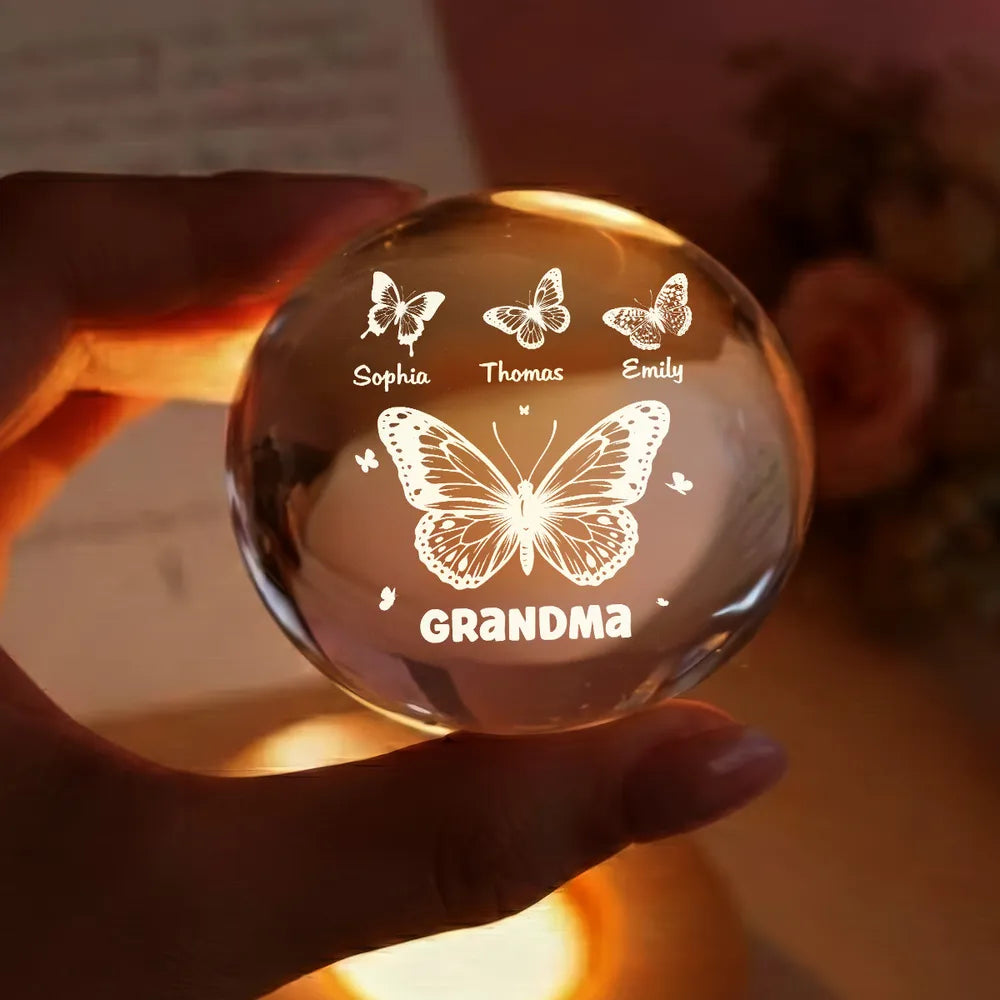 Personalized LED Night Light for Grandma with Butterflies - Mother's Day Gift Lamp MagicInPrints