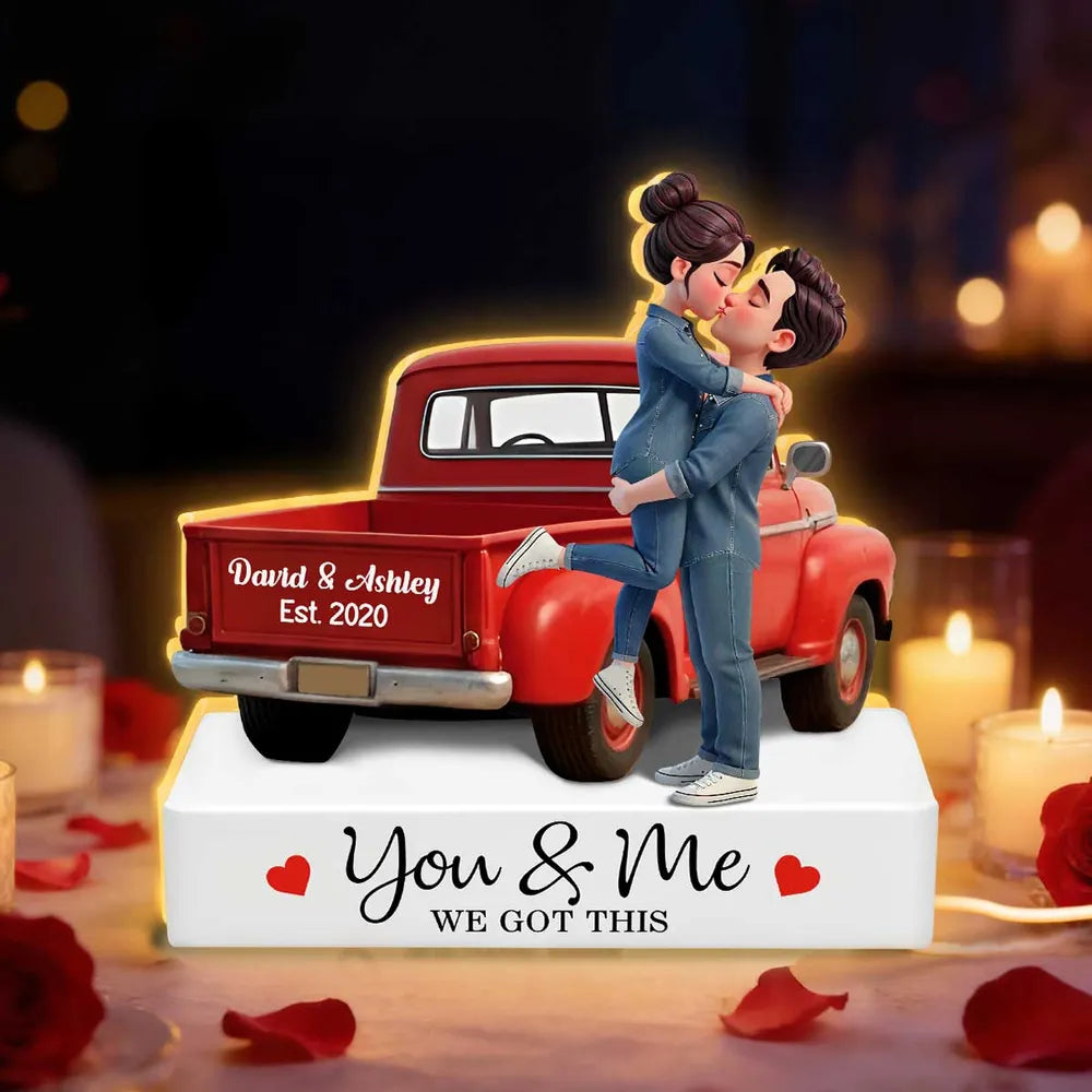 Personalized Couple Figurine Romantic Gift for Anniversary - Custom Names & Date Plaque MagicInPrints