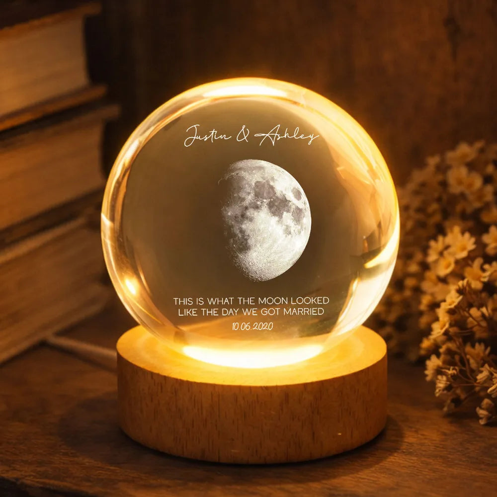 Personalized Moon Lamp for Couples with Custom Date - Romantic Bedroom Decor Lamp MagicInPrints